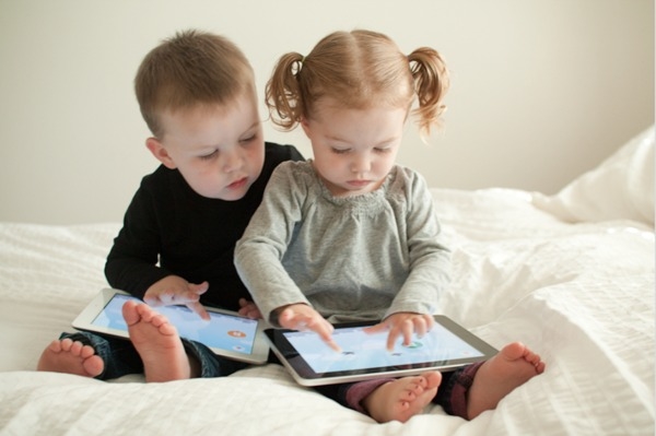 5 Ways to Keep Your Kid Away From Gadgets