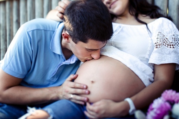 गर्भावस्था में सम्भोग (Sambhog) से जुडी भ्रांतियों का भंडाफोड़ &#8211;  प्रेगनेंसी में सेक्स (Sex in pregnancy) से जुड़े कुछ मिथ्स क्या हैं ?