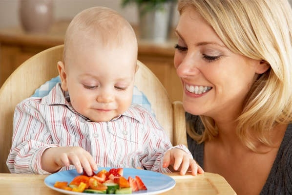क्या आप अपने ४ से ६ महीने के बच्चे के इन शुरूआती भोजनो के बारे में जानते हैं?