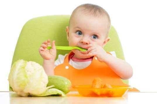 क्या आप अपने ७ से ९ महीने के बच्चे के लिए खाने की ये विधियाँ जानते हैं ?