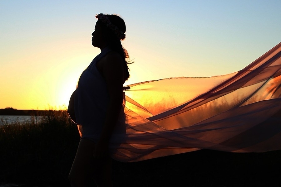 क्या गर्भवती महिला को ग्रहण के दौरान बाहर निकलने का कोई प्रतिकूल प्रभाव होता है?