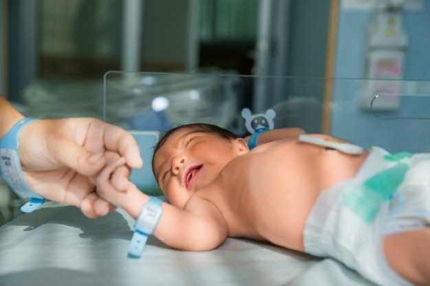 How To Take Care Of A Preterm Baby