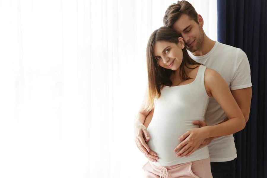 गर्भवती महिला को कब तक संबंध बनाना चाहिए