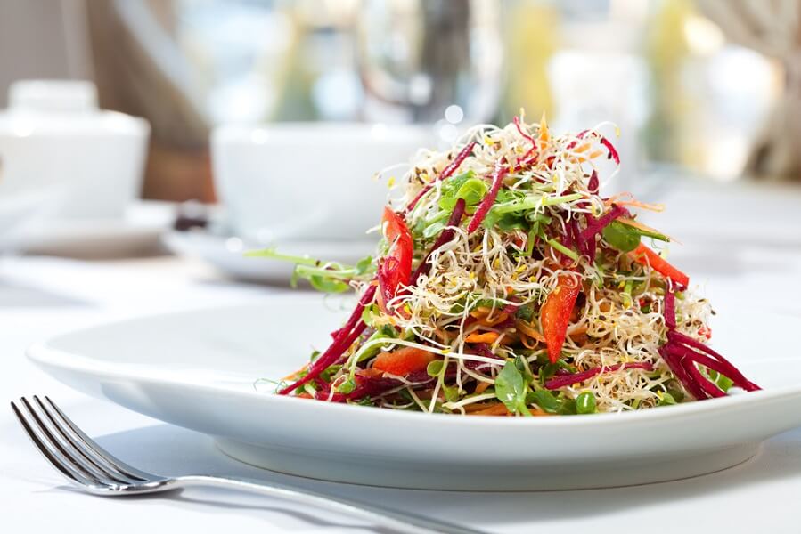 crunchy sprouts salad