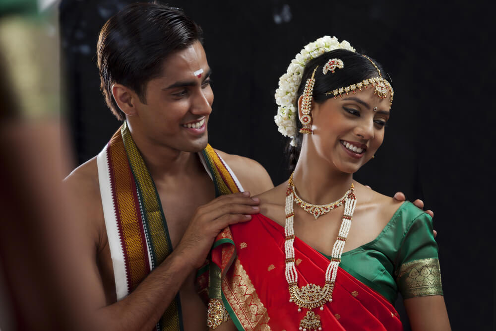 इन 8 चीजों की उम्मीद करनी चाहिए अगर आपका विवाह एक तमिल ब्राह्मण से हो रहा हो!