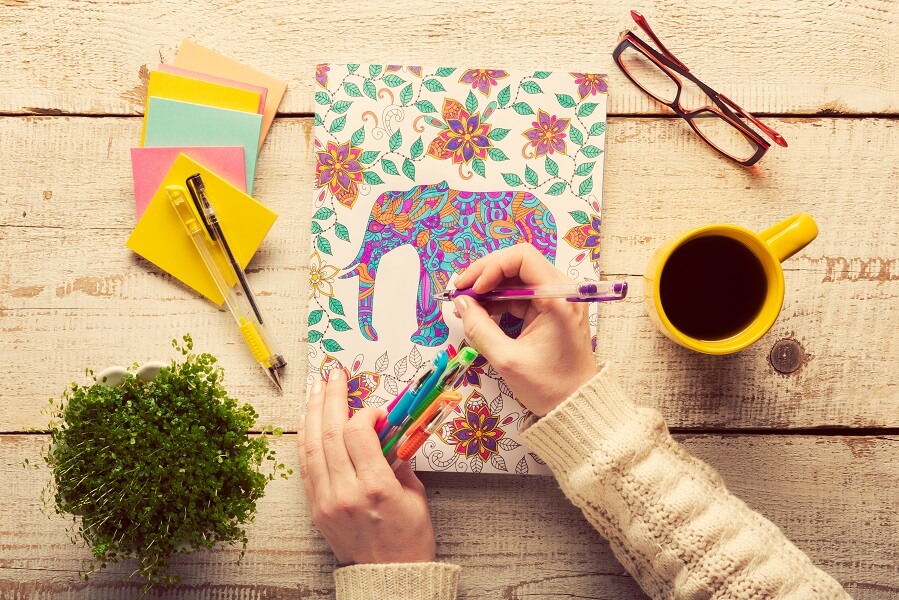 5 reasons to must try adult colouring books