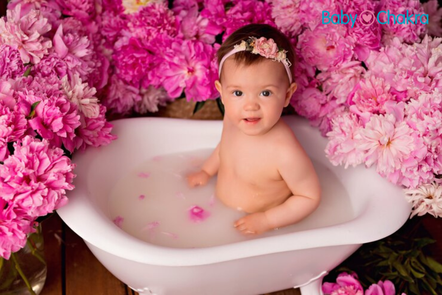Breast Milk Baths For Babies: What Are The Benefits?